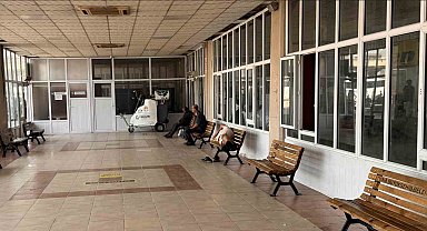 Adana sıcağı otogarda çileye dönüştü, vatandaş isyan etti