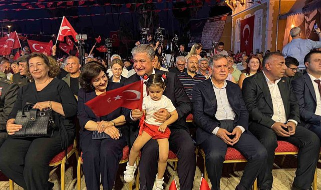 Adana'da 15 Temmuz'un 10. yılında demokrasi nöbeti tutuldu