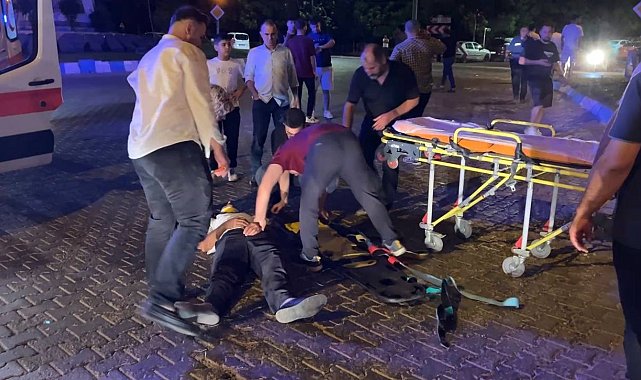 Adıyaman'da iki otomobilin çarpıştığı kazada 3 kişi yaralandı
