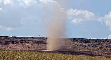 Ahlat'ta hortum kameraya yansıdı