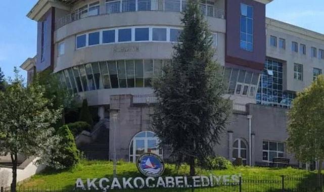 Akçakoca Belediyesi'nin konserinde basına kısıtlama tepki çekti