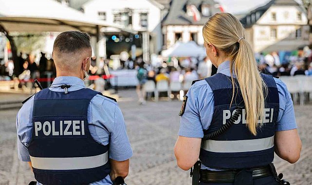 Almanya'da haklarında tutuklama emri bulunan 148 bin 311 kişi firarda