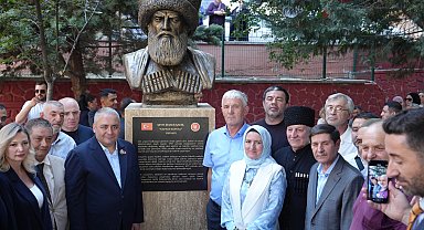 Ankara Keçiören'de Şeyh Şamil büstü törenle açıldı