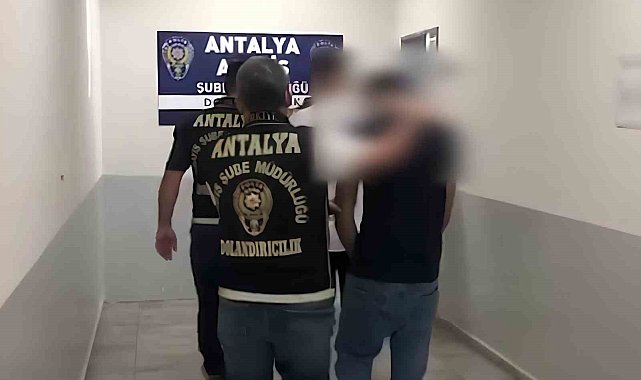 Antalya'da 2 buçuk milyon liralık nitelikli dolandırıcılık operasyonu: 4 gözaltı
