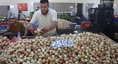 Aşırı yağışlar, soğanın dengesini bozdu