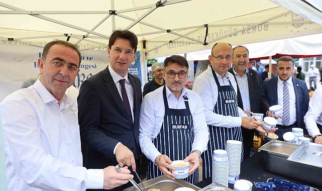 Aşurenin bereketi Keles'te paylaşıldı