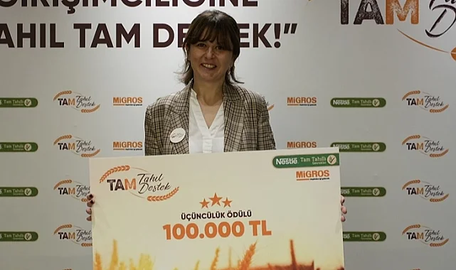 Atık durumdaki meyveleri hammaddeye dönüştürdü