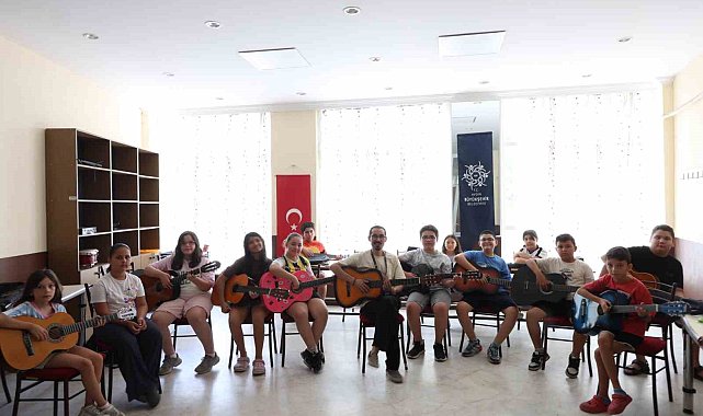 Aydın'da çocuklar sanatla buluşuyor