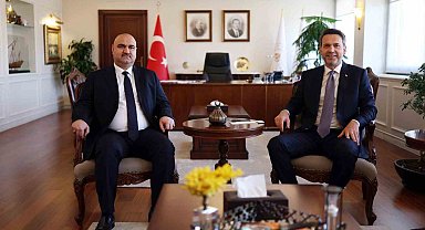 Bakan Bayraktar, Kerkük Valisi Ağa'yı ağırladı