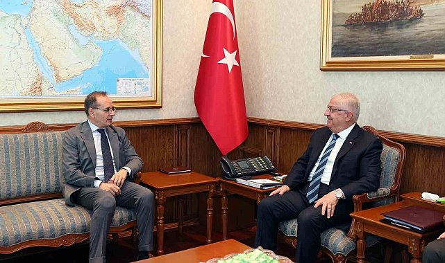 Bakan Güler, İtalya'nın Ankara Büyükelçisi Manzo'yu kabul etti