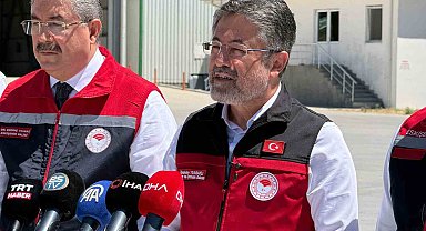 Bakan Yumaklı: "Bitkisel üretimde Cumhuriyet tarihimizin rekorunu bekliyorum"