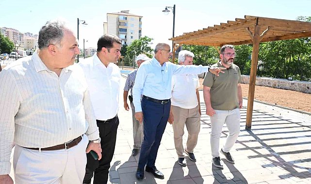 Başkan Er: "Malatya'nın dört bir yanına tesis yapıyoruz"