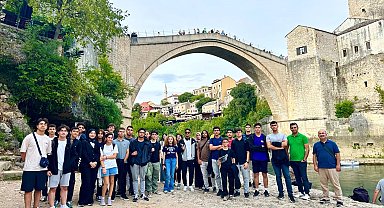 Başkan Fatma Şahin'den LGS şampiyonlarına tam altın ödülü