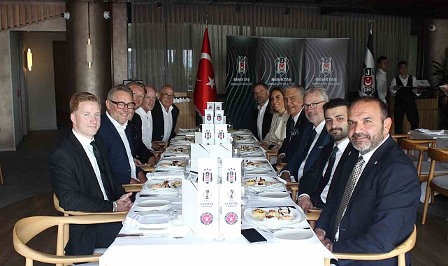 Beşiktaş'tan, UEFA ve Midtjylland heyetlerine dostluk yemeği