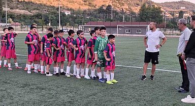 Bilecik U12 Gençler Ligi'nin şampiyonu 4 Eylülspor oldu