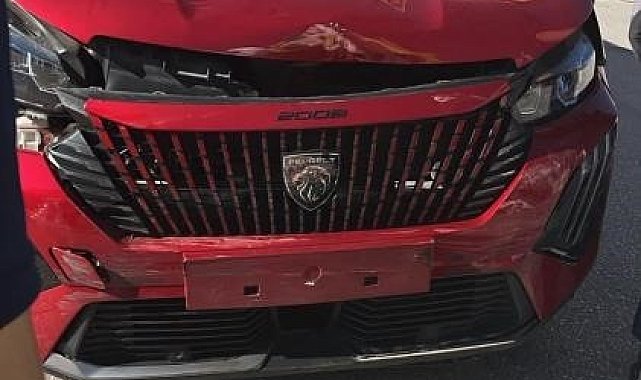 Bilecik'te iki otomobil çarpıştı: 3 yaralı