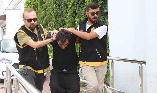 Birlikte yaşadığı kadını çekiçle darbedip boğazından bıçaklamıştı: "Sürekli dışarı çıkıp başkalarıyla görüşüyordu"