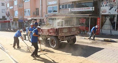Bozdoğan'da doğalgaz çalışması sonrası yollarda temizlik çalışması