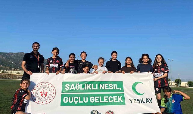 Buharkent'te uyuşturucuyla mücadeleye futbol desteği