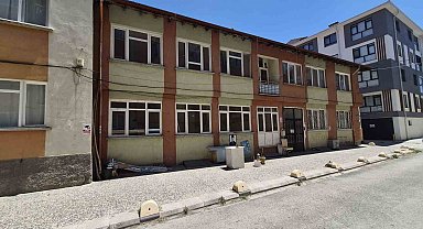 Bulunduğu sokağa renk katan 'Sevgililer ve Aşıklar Parkı' artık yok