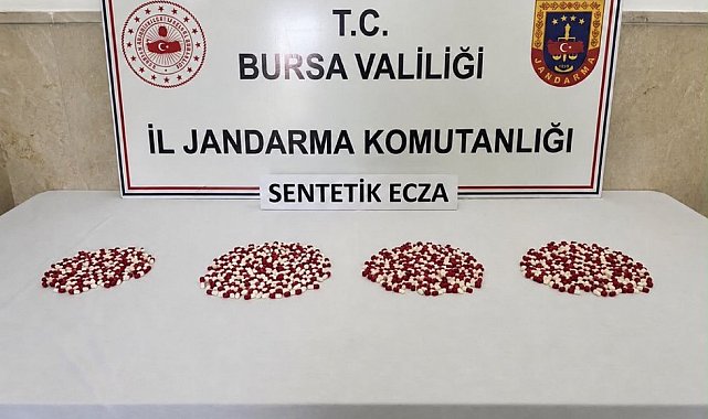Bursa'da uyuşturucu operasyonu: Bin 98 adet sentetik ecza ele geçirildi