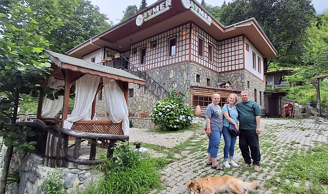 Bursa'dan memleketine döndü, Artvin'in doğasını dünyaya tanıtıyor