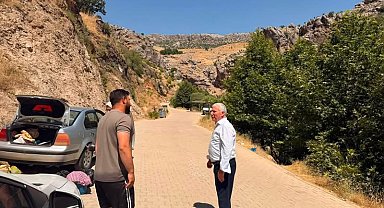 Çermik Belediye Başkanı Karamehmetoğlu, turistlerle bir araya geldi