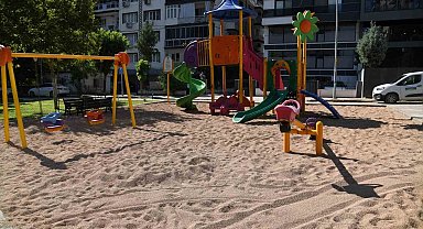 Çocuk parklarında zeytin çekirdeği dönemi