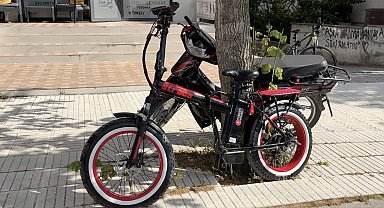 Çorum'da otomobil ile elektrikli bisiklet çarpıştı: 1 yaralı
