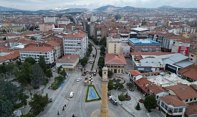 Çorum'da Gazi Caddesi'nde altyapı çalışmaları tamamlandı