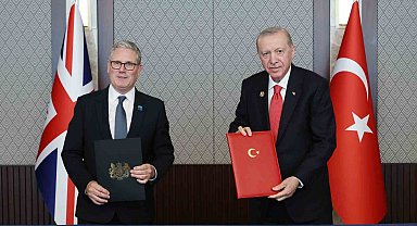 Cumhurbaşkanı Erdoğan ve İngiltere Başbakanı Starmer arasındaki görüşmede, Türkiye ile Birleşik Krallık arasında Güvenlik ve Savunma Ortaklığı Belgesi imzalandı.