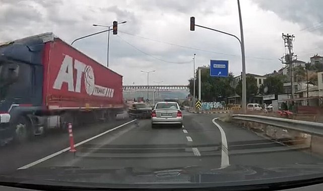 D-650'de yürekleri ağza getiren kaza kamerada