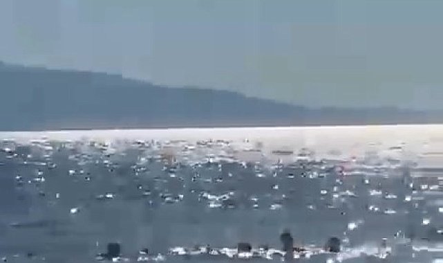 Denizde dubaların dışına çıkan baba ve iki kızı ölüm tehlikesi atlattı