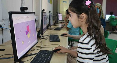 Diyarbakır'da 3 bin öğrenci yaz tatilinde kurslarda eğitim alıyor