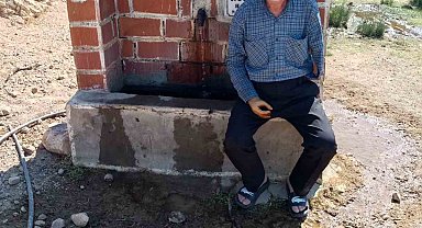 Doğup büyüdüğü köyüne 8 çeşme yaptırdı