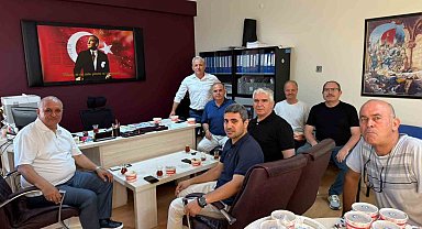 Eğitim Bir-Sen'den Geleneksel aşure ikramı