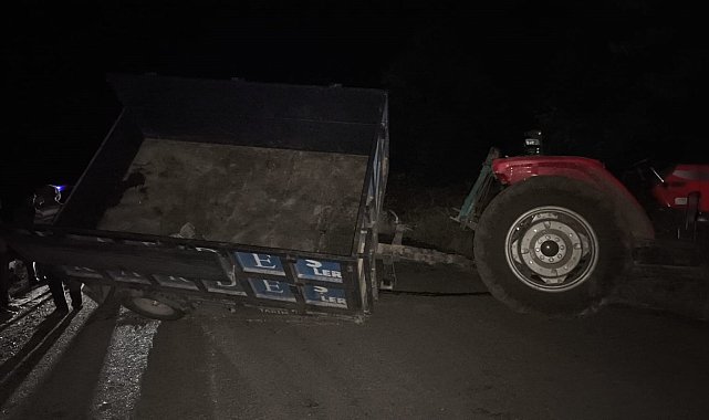 Elazığ'da traktörle otomobil çarpıştı: 3'ü ağır 10 yaralı