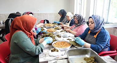 Erbaa Belediyesi'nden Narince yaprağıyla rekorluk lezzet