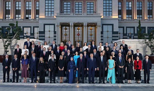 Erdoğan'dan NATO Zirvesi'nde yoğun diplomasi trafiği... Savunma, güvenlik ve bölgesel barış masadaydı