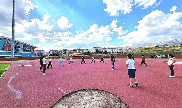 Erzincan'da GSB Yaz Spor Okulları 760 sporcuyu yaz tatilinde sporla buluşturuyor