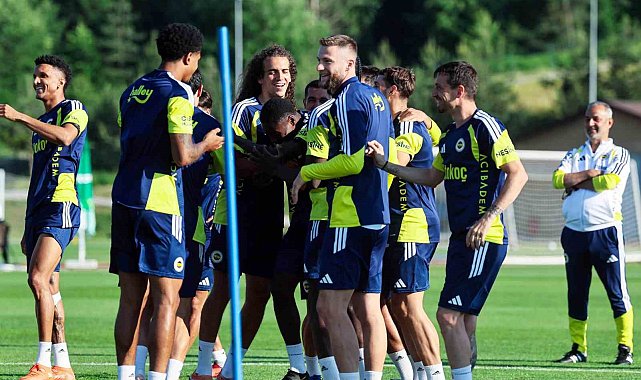Fenerbahçe, önce salonda sonra sahada çalıştı