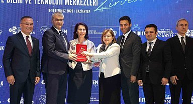 Gaziantep Büyükşehir ev sahipliğinde 5'inci Türkiye Bilim ve Teknoloji Merkezleri Zirvesi düzenlendi