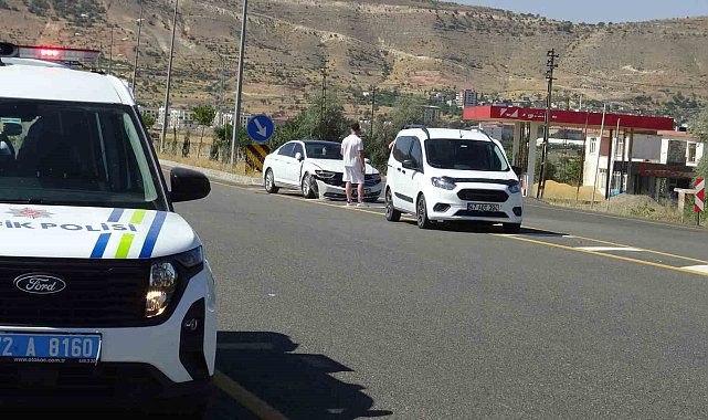 Gercüş çevre yolunda kaza