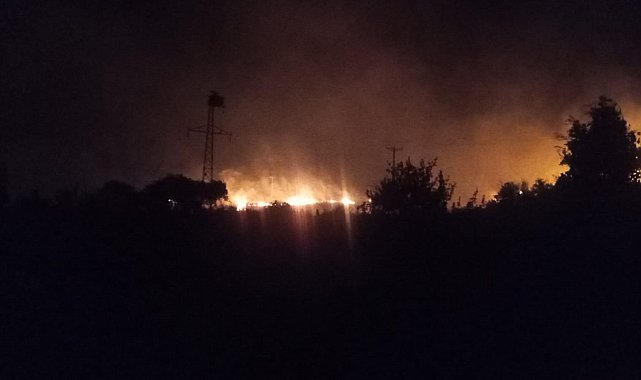 Güdül'de otluk alanda çıkan yangın söndürüldü