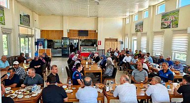 Hisarcık Belediye Başkanı Demirtaş, belediye personeliyle bir araya geldi