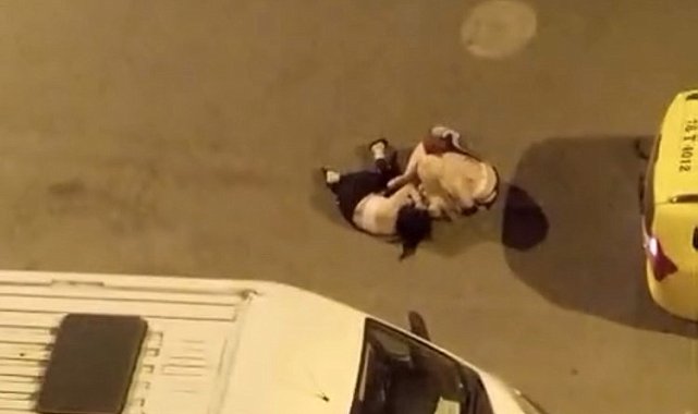 Iğdır'da 3 kadının sokak kavgası cep telefonu kamerasında