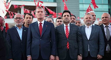 İhlas Haber Ajansı'nın "Oradaydık, Unutmadık, Unutturmadık" sergisi Zeytinburnu'nda açıldı
