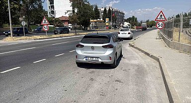 İki aracın çarpıştığı kaza sonrası polise zorluk çıkaran şahsa işlem yapıldı