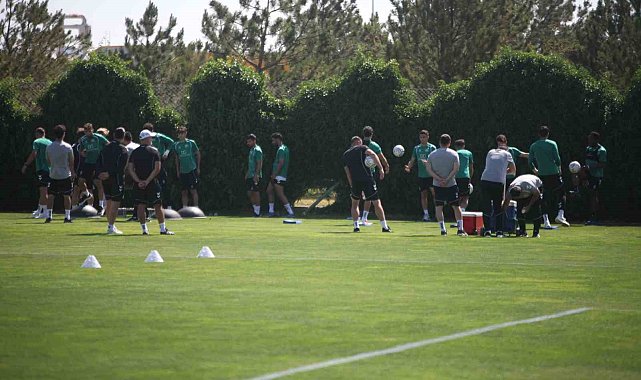 İlhan Palut: "Bugün itibarıyla 5 ana transfer yapmak istiyoruz"