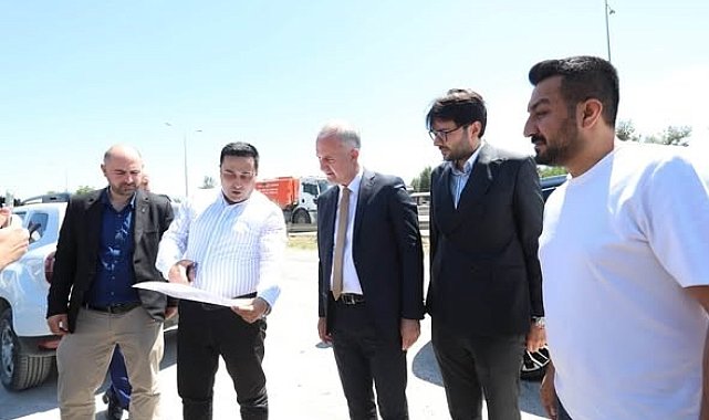 İnegöl Belediyesi asfaltlama çalışmasına devam ediyor